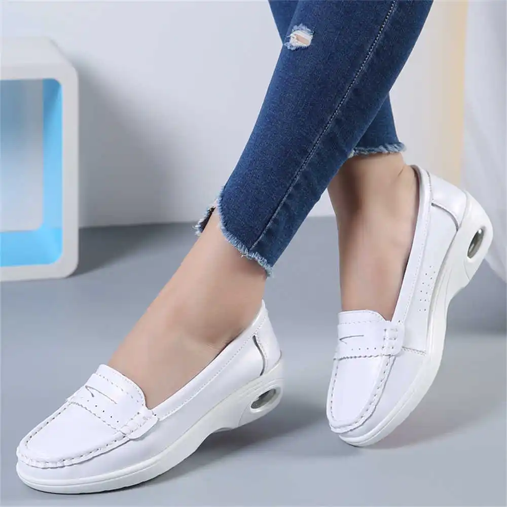 Thick Sole Slipon White Traine - مراجعة Men'S Grooming Deodorant وسعره